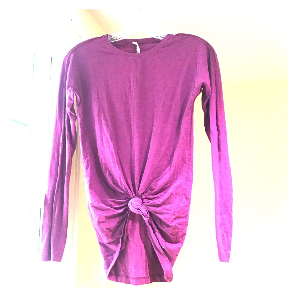 LULULEMON LONG SLEEVE TEE